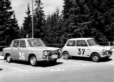 Stig Eklund i Rune Lundh – Renault 8, Krzysztof Komornicki i Czesław Wodnicki – Morris Mini Cooper.